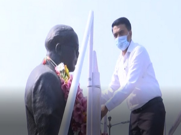 Goa Chief Minister Pramod Sawant paying tribute to Dr BR Ambedkar on the occasion of his 129th birth anniversary in Panaji on Tuesday. Photo/ ANI