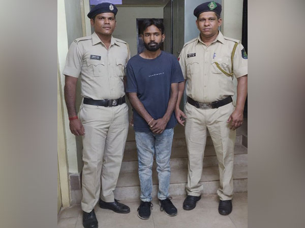 Accused Armaan Mehta (in middle)