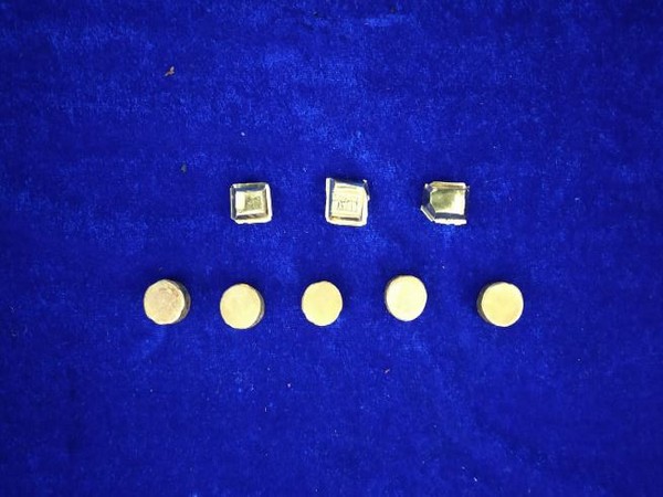 Gold seized by the customs department at Anna International Airport here on Sunday. Photo/ANI