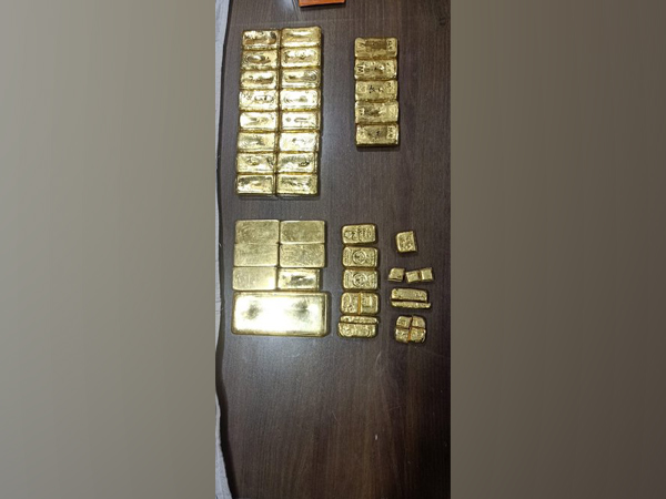 6.3 kgs of gold worth Rs 3.26 crores was recovered at New Delhi Railway Station.