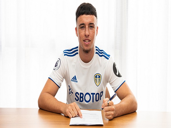 Striker Sam Greenwood (Photo/Leeds United Twitter) 