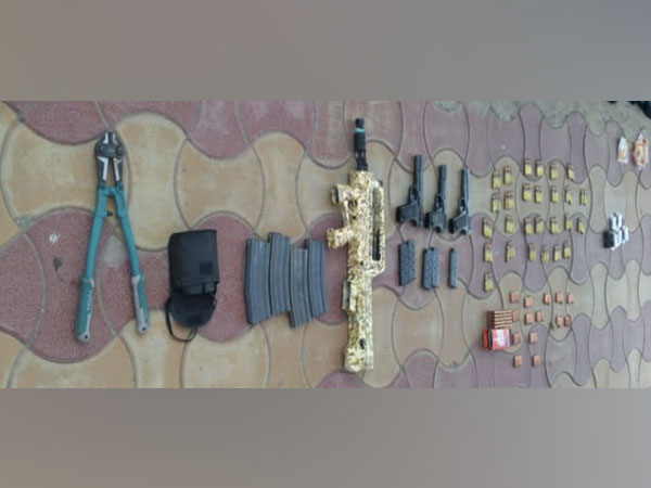 Warlike stores recovered during joint search operation by the security forces. Photo/Twitter (Chinar Corps)