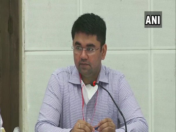 Vinay Pratap Singh, Commissioner, Gurugram Municipal Corporation addressing a press confernence on Friday. (Photo/ANI)