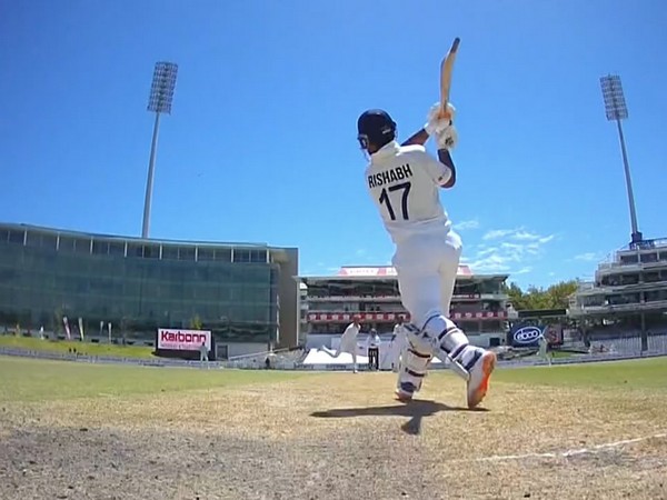 Rishabh Pant in action (Photo/Sachin Tendulkar-Twitter)