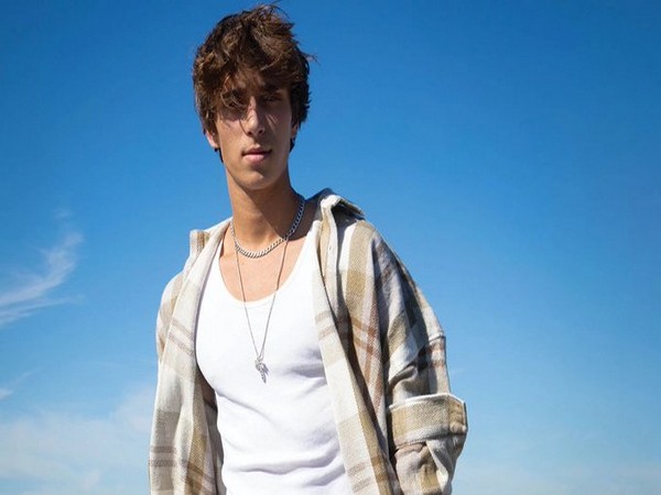 Josh Richards (Image Source: Twitter)