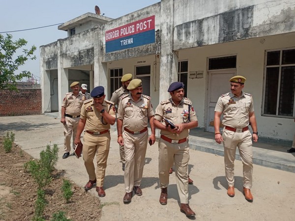 SSP Chandan Kohli reviews security in border areas of Jammu. (Photo/ANI)