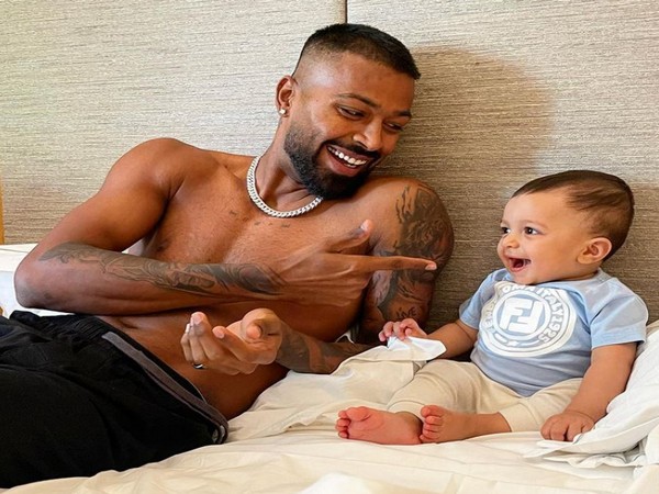 Hardik Pandya with son Agastya (Photo/ Hardik Pandya Instagram)