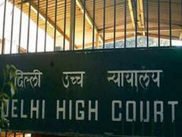 Delhi HC issues notice to SDMC, Delhi Govt.