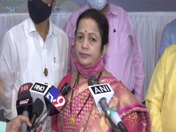 Mumbai Mayor Kishori Pednekar interacting with media on February 16.