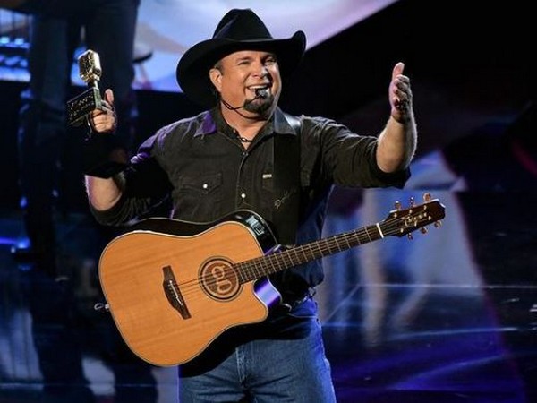 Garth Brooks (Image source: Instagram)