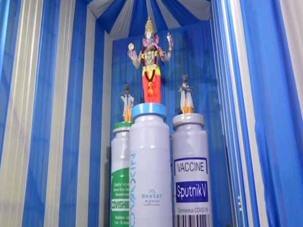 Visual of the Ganesh idol in Hyderabad (Photo/ANI)