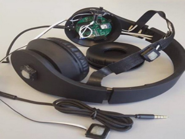 The headphones are fitted with small microphones that use intelligent signal processing to detect the sounds of vehicles that are dangerously close (Picture Courtesy: Columbia University website)