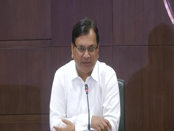 UP Principal Health Secretary Amit Mohan addressing a press conference in Lucknow on Tuesday. Photo/ANI