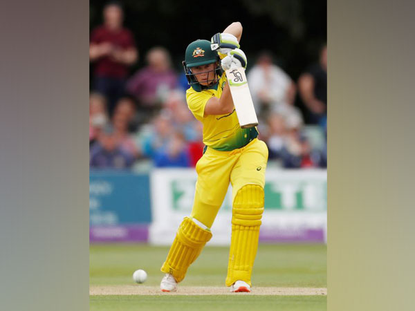 Australia batter Alyssa Healy