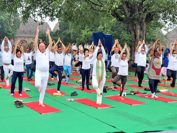 Union Minister Meenakashi Lekhi at Yoga Mahotsav  in Delhi's Purana Qila