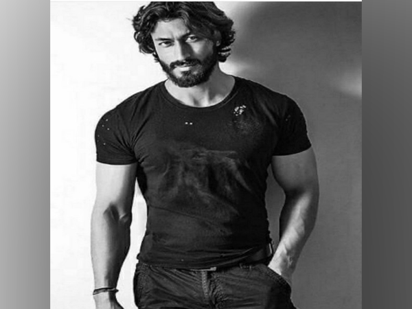 Vidyut Jammwal (Image source: Instagram)
