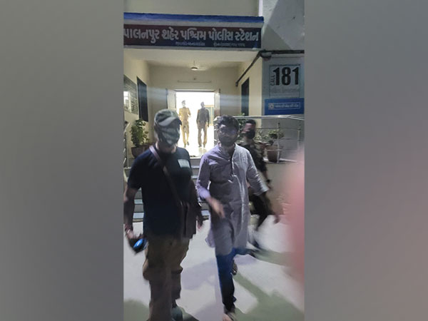 Gujarat Vadgam MLA Jignesh Mevani arrested by Assam police (Photo/ANI)