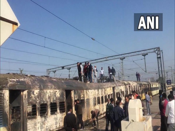 Fire break out in passenger train near Meerut (Photo/ANI) 