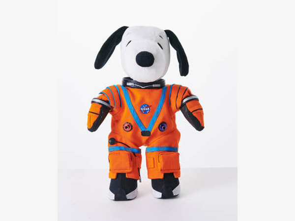 Snoopy as a zero gravity indicator Credits: 2021 Peanuts Worldwide LLC
