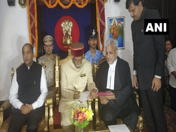 Bandaru Dattatreya taking oath as the governor of Himachal Pradesh on Wednesday. Photo/ANI