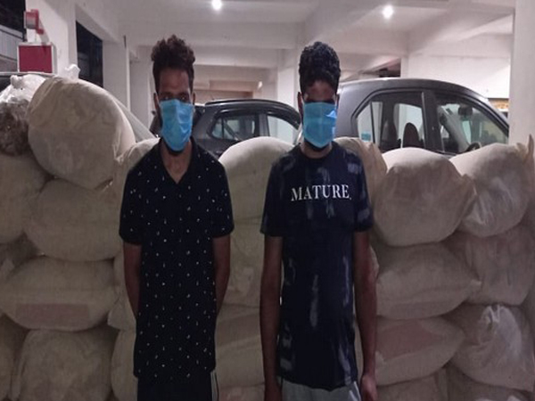 Visual of two drug peddlers held with seized contrabands in J-K's Anantnag