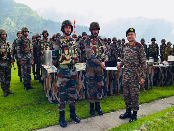 Visual of Lt Gen Upendra Dwivedi with troops in Rajouri (Photo/ANI)