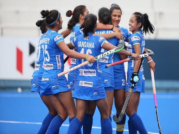 Indian women’s hockey team rejoicing after securing a berth in the final. (Photo/Hockey India Twitter)