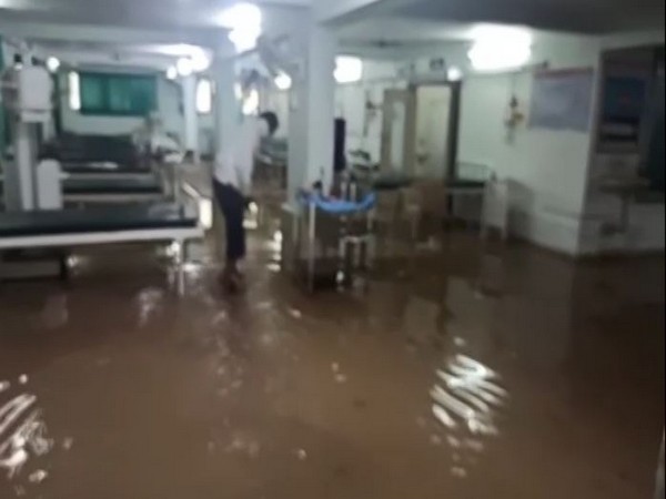 Rainwater enters emergency ward of Dr Ulhas Patil Medical College and Hospital in Maharashtra