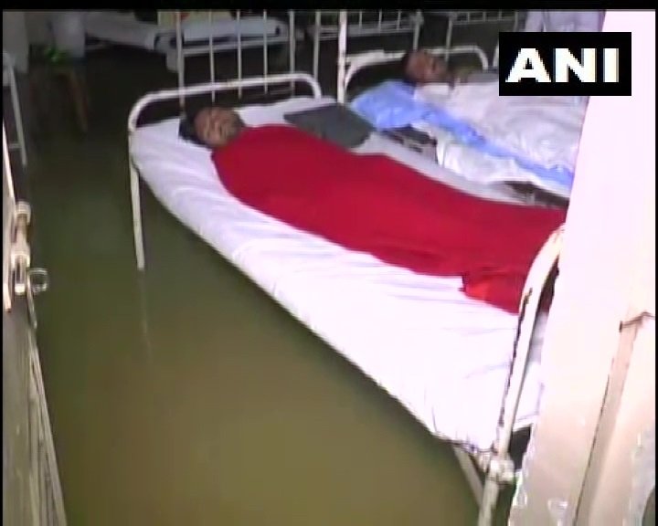 Waterlogging at Maharaja Yeshwantrao Hospital in Indore
