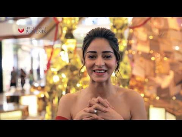 Christmas decor unveil with Ananya Pandey