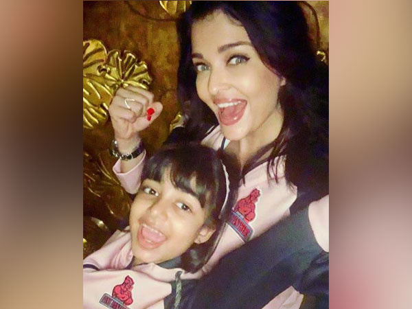 Aishwarya Rai Bachchan with daughter Aaradhya Bachchan, Picture courtesy: Instagram