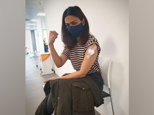 Radhika Apte (Image Source: Instagram)