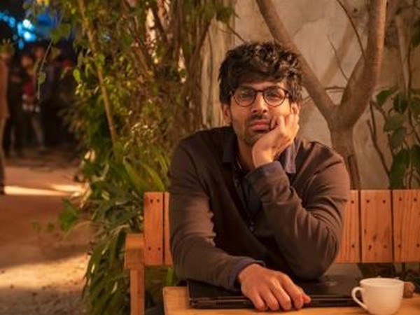 Kartik Aaryan as Veer in Love Aaj Kal. (Image courtesy: Instagram)