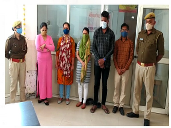 The accused gang members (Photo Credit: Police Commissionerate Gautam Buddh Nagar)