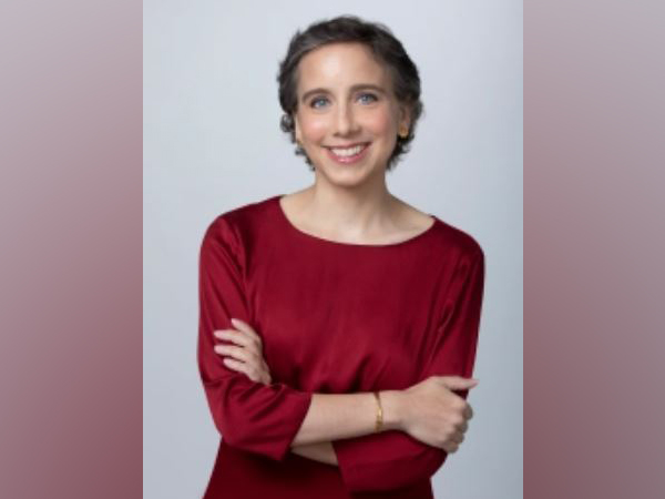 Simone Swink (Image source: Twitter)