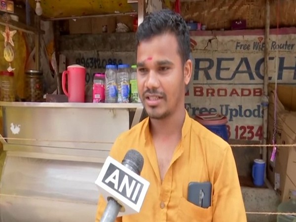 Suresh, tea stall owner, speaking to ANI in Telangana. Photo/ANI