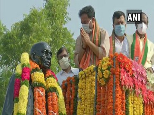 Union Minister of State for Home G Kishan Reddy pays floral tributes to a statue of Sardar Vallabhbhai Patel in Hyderabad on Saturday. (Photo/ANI)
