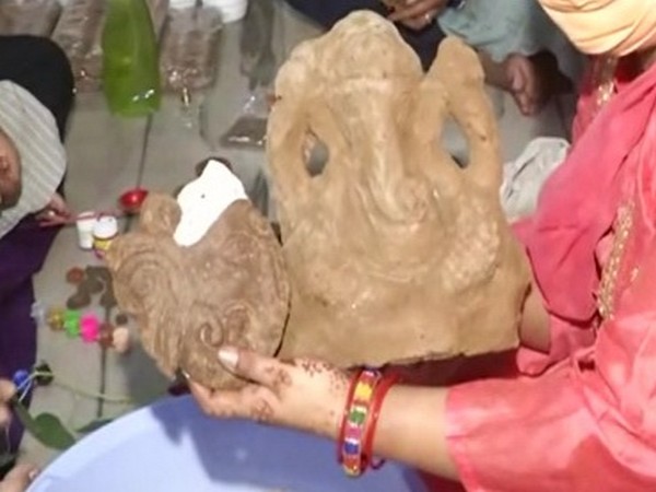 As per the organisation, it has 300 teams across the city, which train women to become self-reliant. (Photo: ANI)