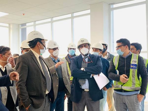 Director-General of National Mission for Clean Ganga reviews construction work of coronation Pillar STP (Picture courtesy: PIB)