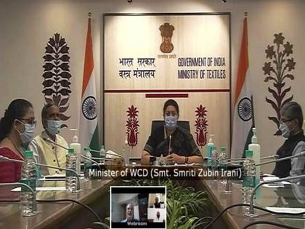 Signing of the MoU between Ministry of Women & Child Development and AYUSH. 