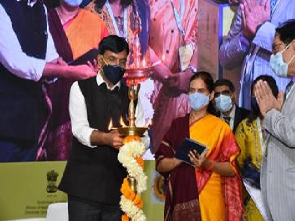 Union Minister Mansukh Mandaviya Chairs 12th Indian Organ Donation Day Celebrations (Pic Credit: PIB)