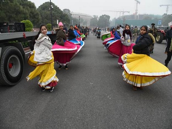 Winners of 'Vande Bhartam Nritya Utsav' competition gearing up to enthral audiences at 2022 Republic Day parade