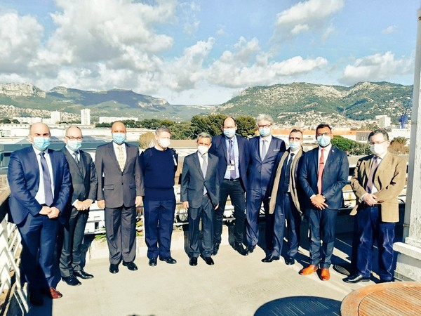 India Ambassador Jawed Ashraf met French Naval Action Force Commander and Aircraft Carrier Strike Group Commander in Toulon. (Photo Credit: India in France tweeted)