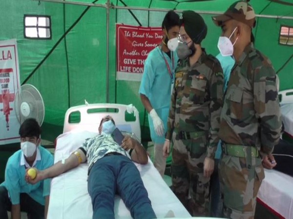 Blood donation camp organised by the Indian Army in Baramulla. (Photo/ANI)