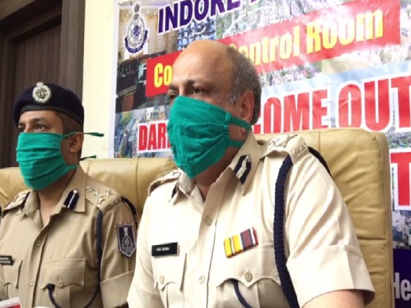 IGP Indore, Vivek Sharma speaking at a press conference.