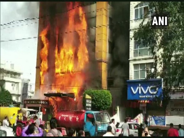 Fire broke out at a hotel in Vijay Nagar on Monday. Photo/ANI