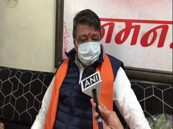 BJP general secretary Kailash Vijayvargiya speaking to ANI in Indore on Friday. 