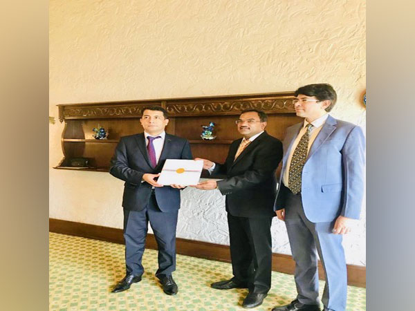 Ambassador Farhod Azriev of Uzbekistan with Mahaveer Singhvi, the Ministry of External Affairs' Joint Secretary for Counter-Terrorism in New Delhi on July 16 (Photo/Singhvi's Twitter account)