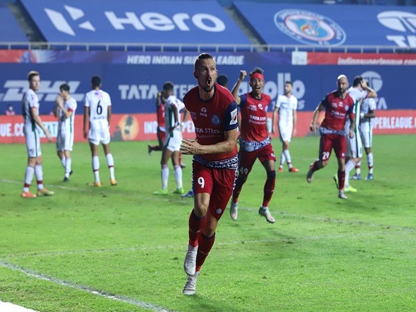 Nerijus Valskis breaks into celebration after doubling Jamshedpur FC's lead (Image: ISL)