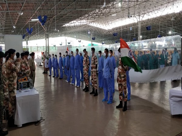 ITBP personnel and COVID-19 patients celebrated Independence Day at Sardar Patel COVID Care Centre and Hospital in Delhi. (Photo/ANI)